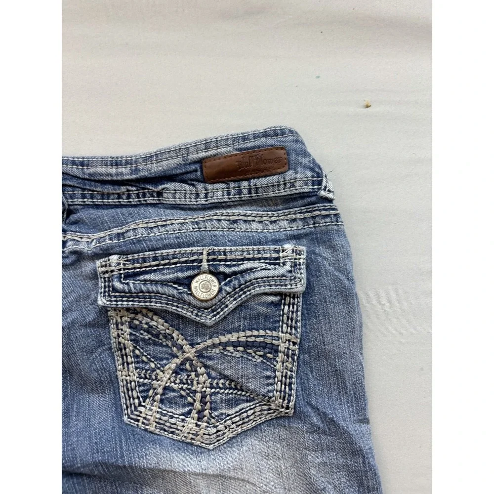 WallFlower Womens Bootcut Jeans Light Wash Embroidered Flap Pockets Stretch 11